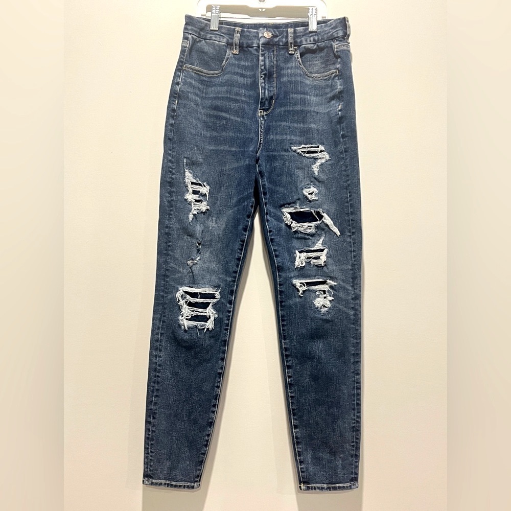 Super high rise curvy ripped jeans